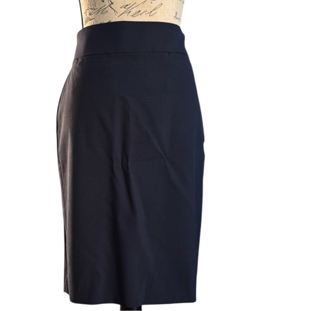 NWT navy pencil skirt | Size 6 | Banana Republic